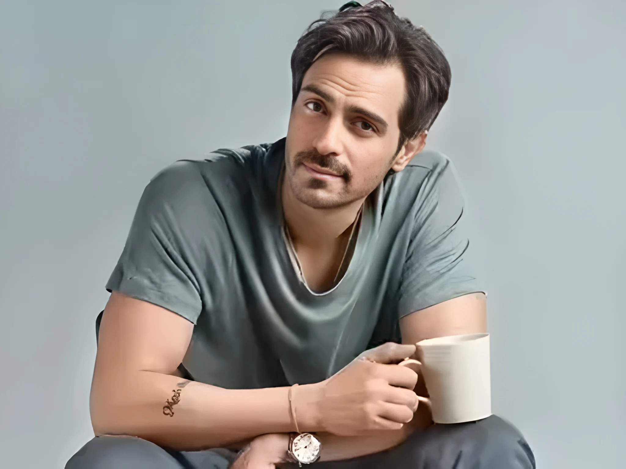 arjun rampal height in feet