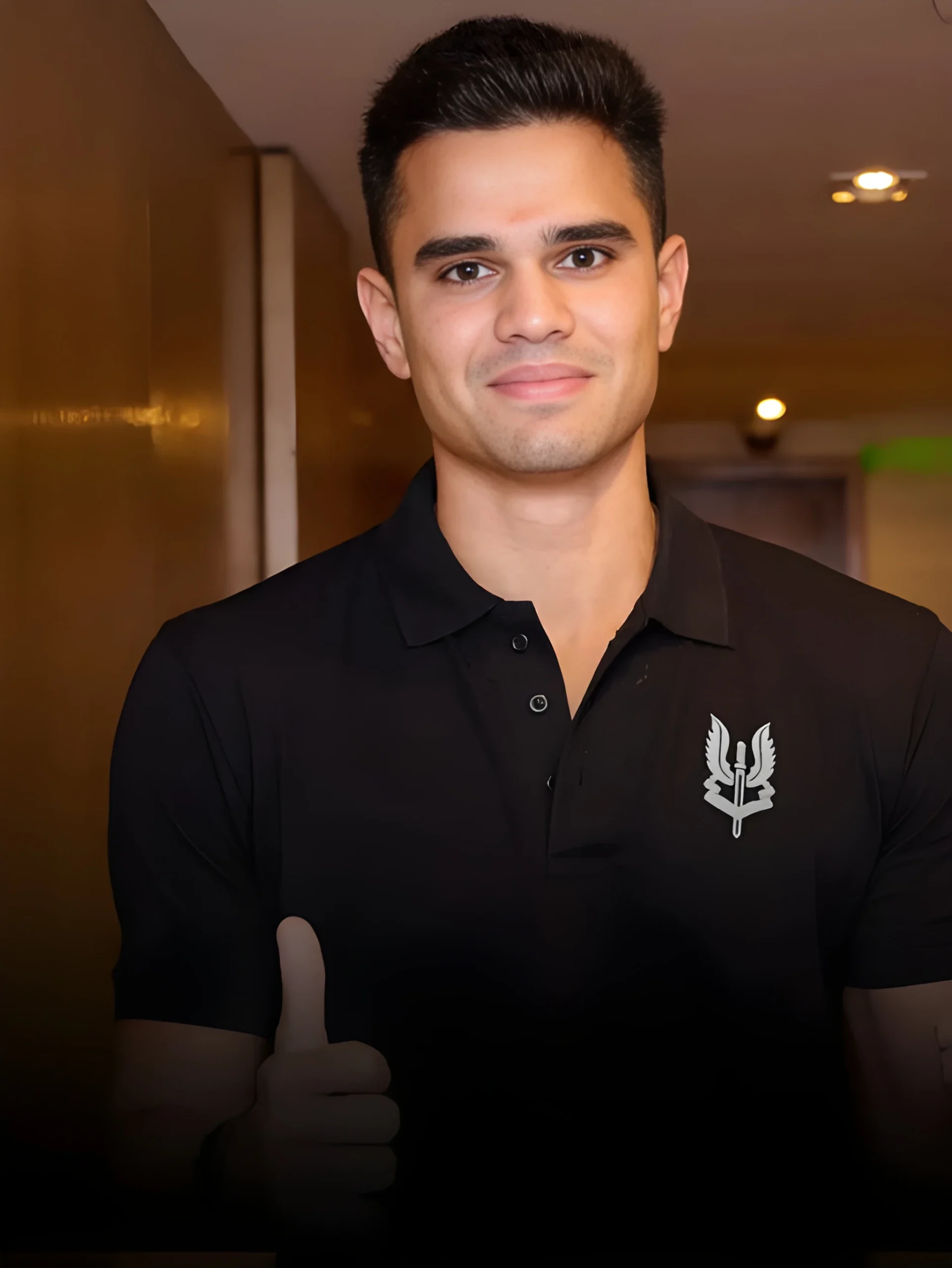 arjun tendulkar height in feet