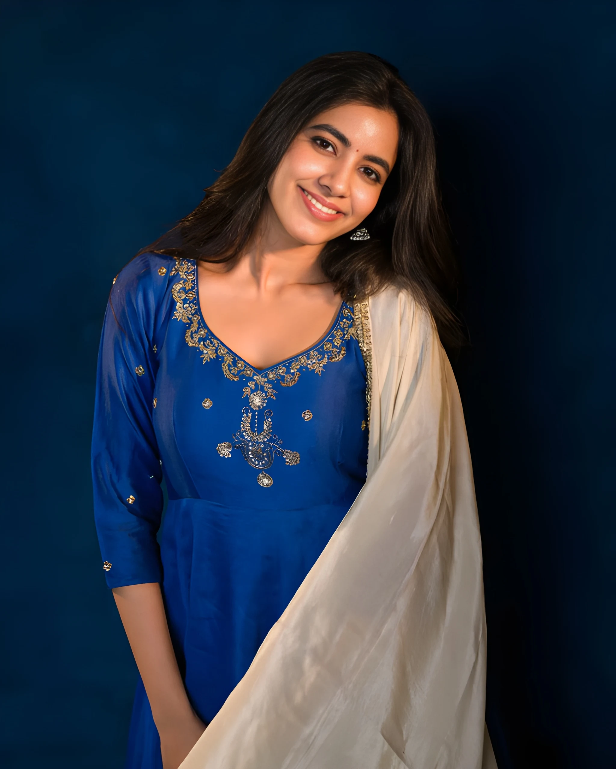 shivani nagaram