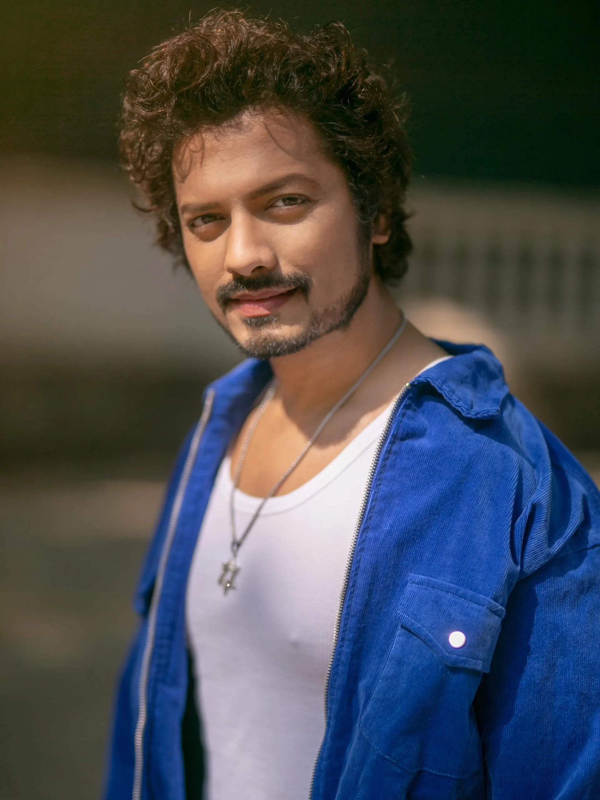 vivek sangle